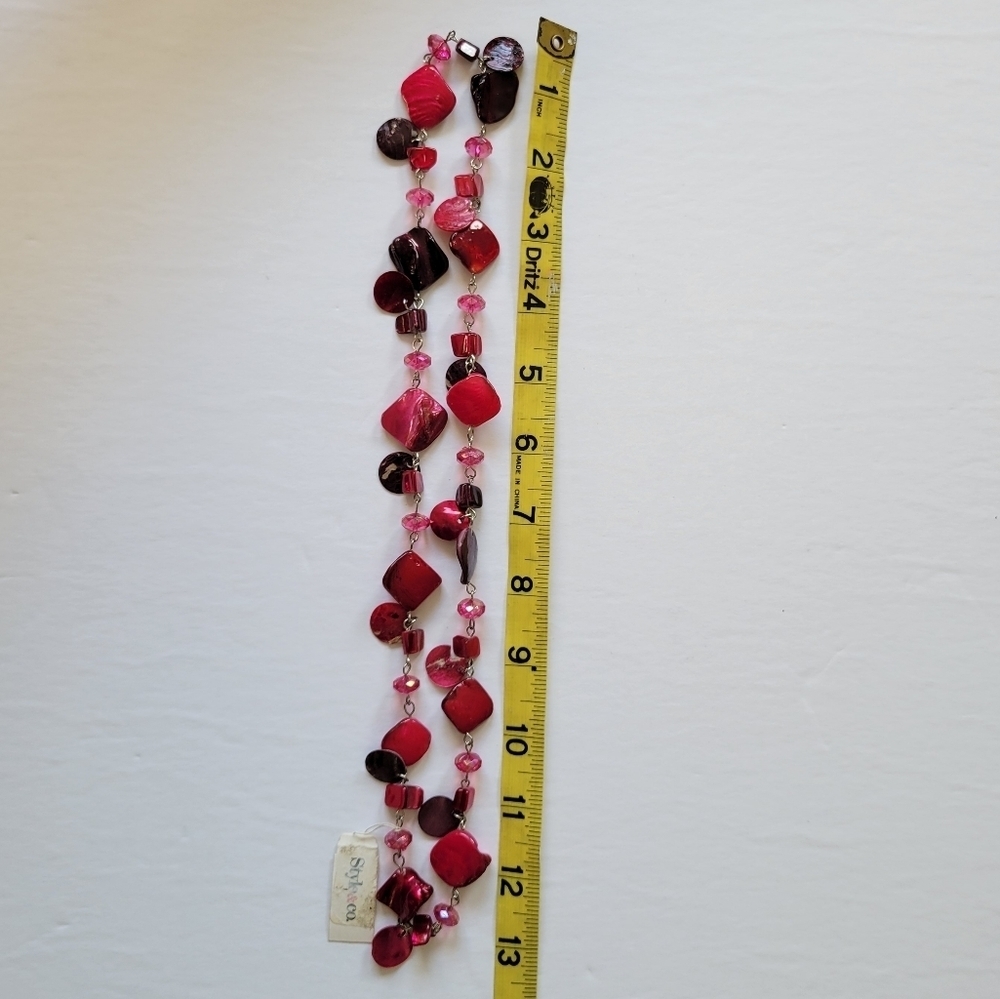 Red Shell Chain Necklace - Picture 3 of 8